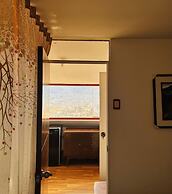 SUMMIT VIEWPOINT HOUSE