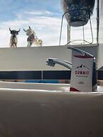 SUMMIT VIEWPOINT HOUSE