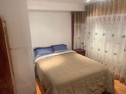 SUMMIT VIEWPOINT HOUSE