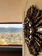 SUMMIT VIEWPOINT HOUSE