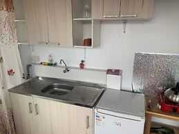 SUMMIT VIEWPOINT HOUSE