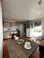 SUMMIT VIEWPOINT HOUSE