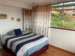 SUMMIT VIEWPOINT HOUSE