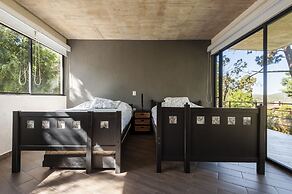 Casa con amplia terraza y jacuzzi