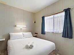 Waters Edge Holiday Park