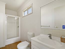 Waters Edge Holiday Park