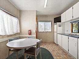 Waters Edge Holiday Park