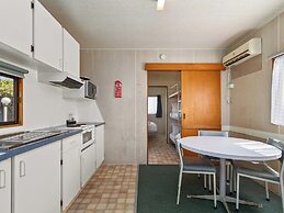 Waters Edge Holiday Park