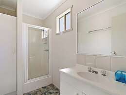 Waters Edge Holiday Park