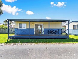 Waters Edge Holiday Park