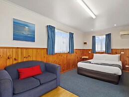 Waters Edge Holiday Park