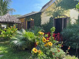 Phoenix Hotel Bungalow