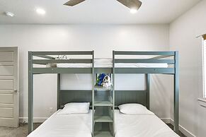 Garden City Cabin w/ Fire Pit: 2 Mi to Bear Lake!