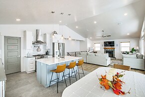 Garden City Cabin w/ Fire Pit: 2 Mi to Bear Lake!