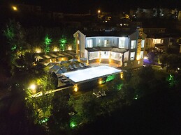 Mavi Rota Butik Otel