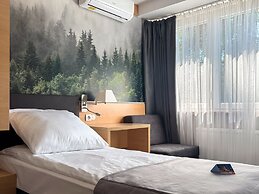 Hotel Malinowski Leśny