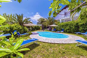 YourHome - Villa Claudette