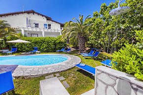 YourHome - Villa Claudette