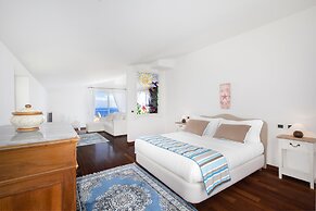YourHome - Villa Claudette
