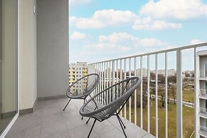 Stylish Apartment 7th Floor by Renters