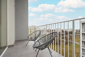 Stylish Apartment 7th Floor by Renters