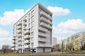 Stylish Apartment 7th Floor by Renters