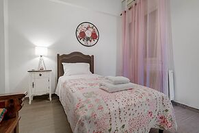 Charming Central Corfu Apartment