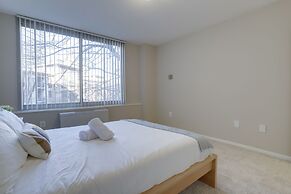 Luxury & Comfortable condo Crystal city