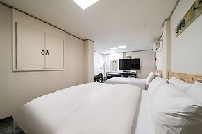 Aria Hotel Pyeongtaek