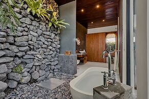 Abhinaya Ubud Villa