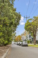 StayAU Modern Townhouse