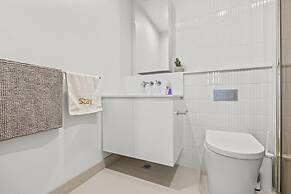 StayAU Modern Townhouse