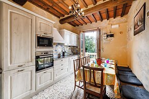 Casa Giovanni - Relax Among Greenery