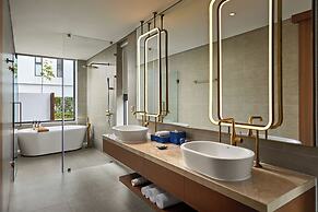 Royal Beachfront Villas Danang