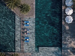 Royal Beachfront Villas Danang