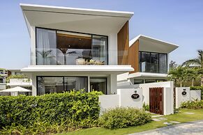 Hoi An Royal Beachfront Villas