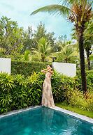 Royal Beachfront Villas Danang