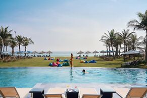Royal Beachfront Villas Danang