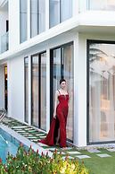Royal Beachfront Villas Danang