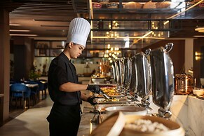 Royal Beachfront Villas Danang