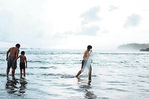 Royal Beachfront Villas Danang