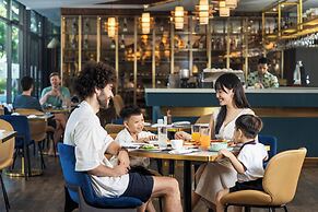 Royal Beachfront Villas Danang