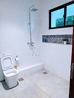 Pontoon Residence & Suites