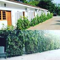 Pontoon Residence & Suites