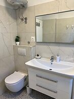 Coastal Comfort Apartment