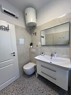 Coastal Comfort Apartment