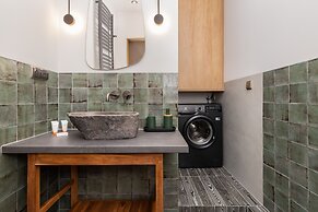 Loft Apartment Gdańsk by Renters