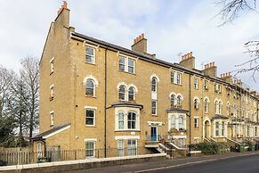 The Clapham Terraced House