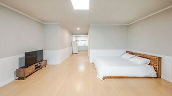 Namyangju Cozy Hill Spa Pension