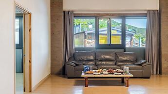 Namyangju Cozy Hill Spa Pension